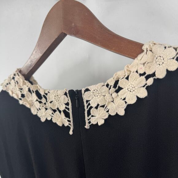 Hell Bunny Black Fit & Flare Crochet Collar Dress Pin-Up Retro Size M Medium - Picture 7 of 10